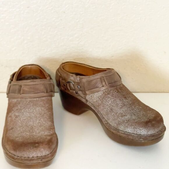 Ariat Western Abberly leather harness Buckle clogs. Size 9 - Picture 15 of 17